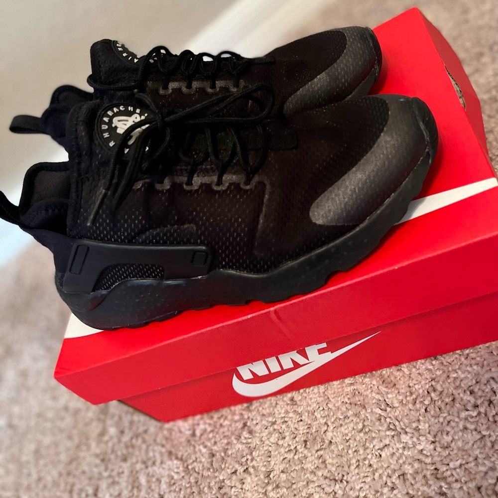 Nike Women’s Air Huarache Run Ultra